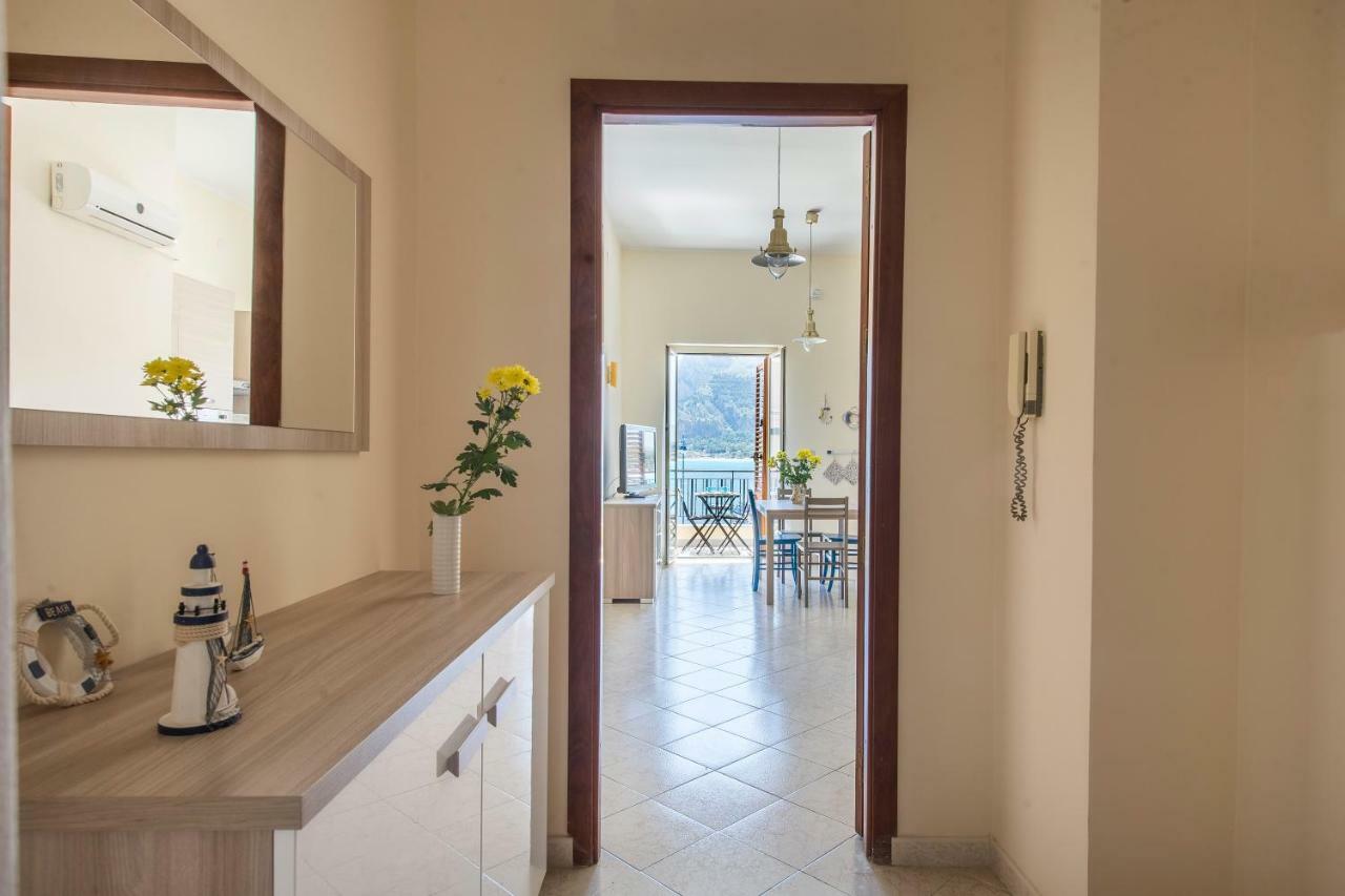 Casetta Vista Mare In Piazza A Mondello Palermo Exterior foto