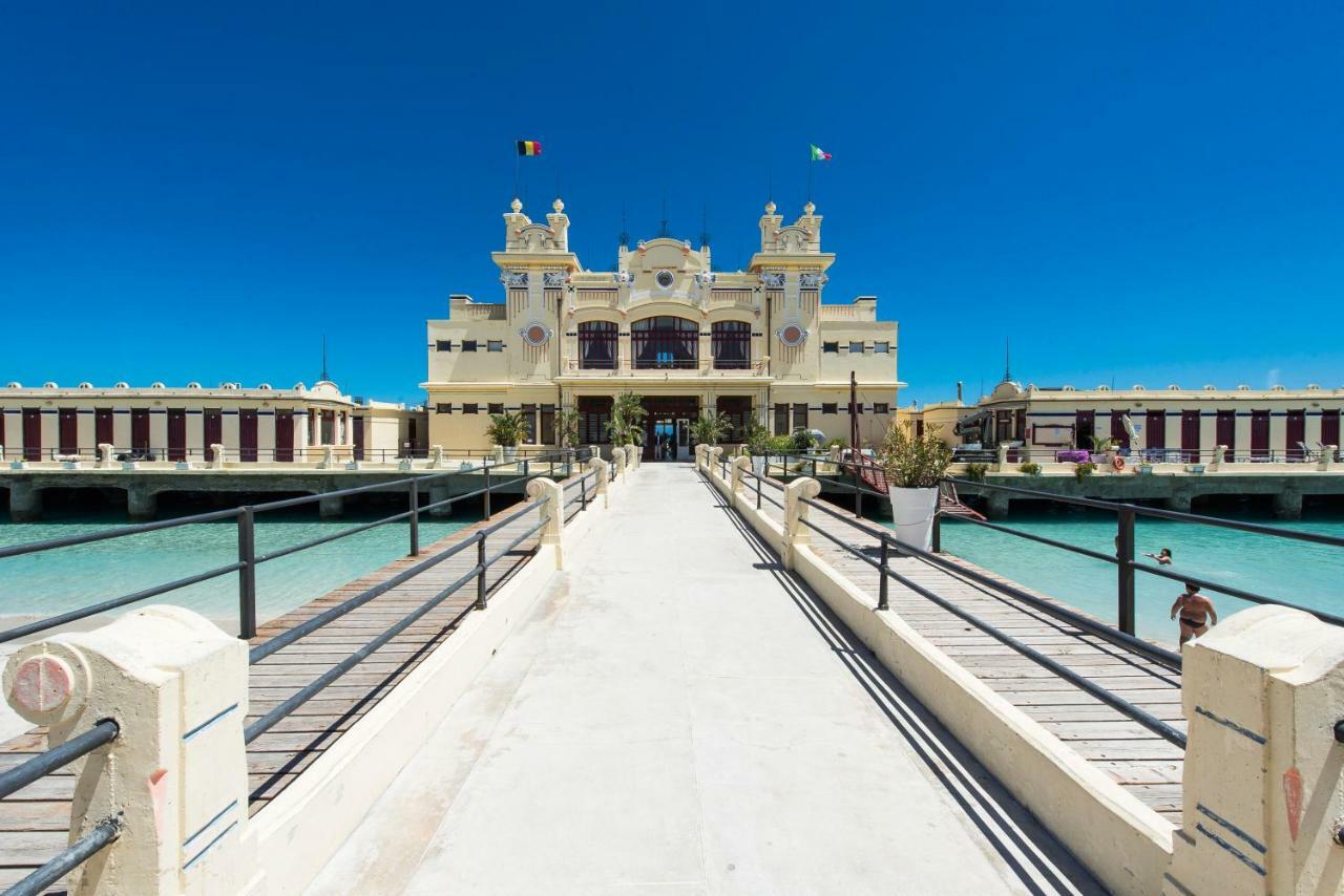 Casetta Vista Mare In Piazza A Mondello Palermo Exterior foto
